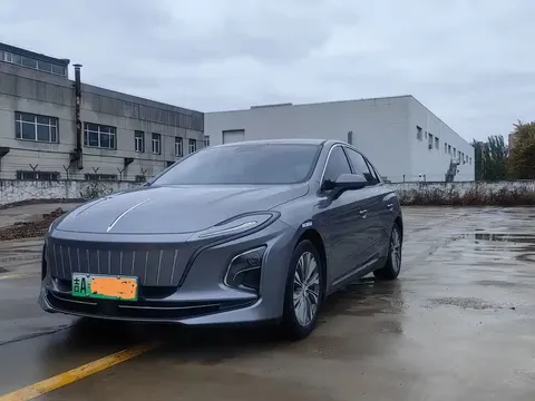 2024 Hongqi E-QM5 EV 610km Plus