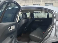 2024 Hongqi E-QM5 EV 610km Plus — фото 9