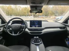 2024 Hongqi E-QM5 EV 610km Plus — фото 11