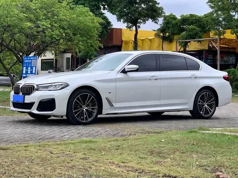 2023 BMW 5 Series 530Li Leading M Sport Package