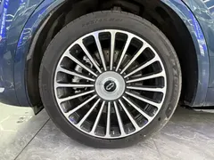2025 Aito M8 EV Ultra 6-Seat 4WD 192-beam LiDAR, синий — фото 22