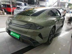 2024 Xiaomi SU7 RWD Long Range Smart Driving, зелёный — фото 7