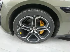 2024 Xiaomi SU7 RWD Long Range Smart Driving, зелёный — фото 23