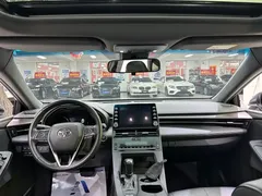 2022 Toyota Avalon 2.0L XLE Premium, белый — фото 12