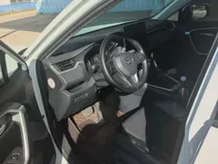 2022 Toyota Wildlander 2.0L CVT 2WD Luxury Plus, белый — фото 4
