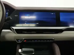 2021 Geely Monjaro 2.0TD DCT 2WD EVO Premium, белый — фото 12