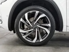 2021 Geely Monjaro 2.0TD DCT 2WD EVO Premium, белый — фото 17