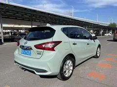 2023 Nissan Tiida 1.6L CVT, зелёный — фото 9