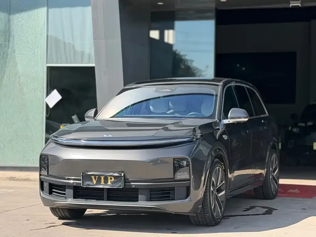 2023 Li Auto L8