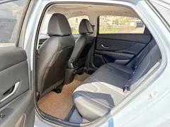 2022 Hyundai Elantra 1.5L CVT GLX Elite — фото 8