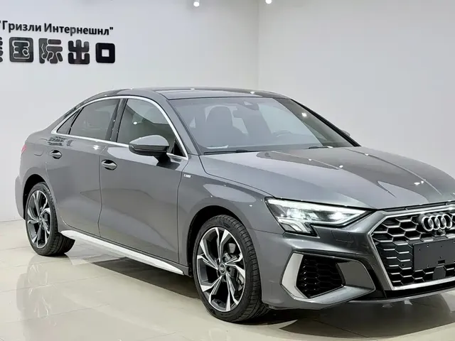 2022 Audi A3L Limousine 35 TFSI Luxury Sport