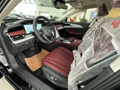 2025 Hongqi H5 PHEV 130, чёрный — фото 9