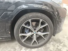 2021 BMW X6 Premium M Sport Package, чёрный — фото 8