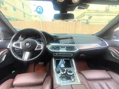 2021 BMW X6 Premium M Sport Package, чёрный — фото 10