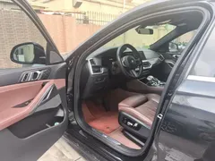 2021 BMW X6 Premium M Sport Package, чёрный — фото 17