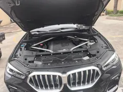 2021 BMW X6 Premium M Sport Package, чёрный — фото 21