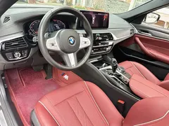 2022 BMW 5 Series 530Li Leading M Sport Package, белый — фото 13