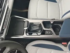 2022 Geely Emgrand 4th Gen 1.5L CVT Luxury — фото 5
