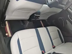 2022 Geely Emgrand 4th Gen 1.5L CVT Luxury — фото 11