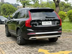 2021 Volvo XC90 7-seat, чёрный — фото 7