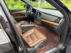 2021 Volvo XC90 7-seat, чёрный — фото 11