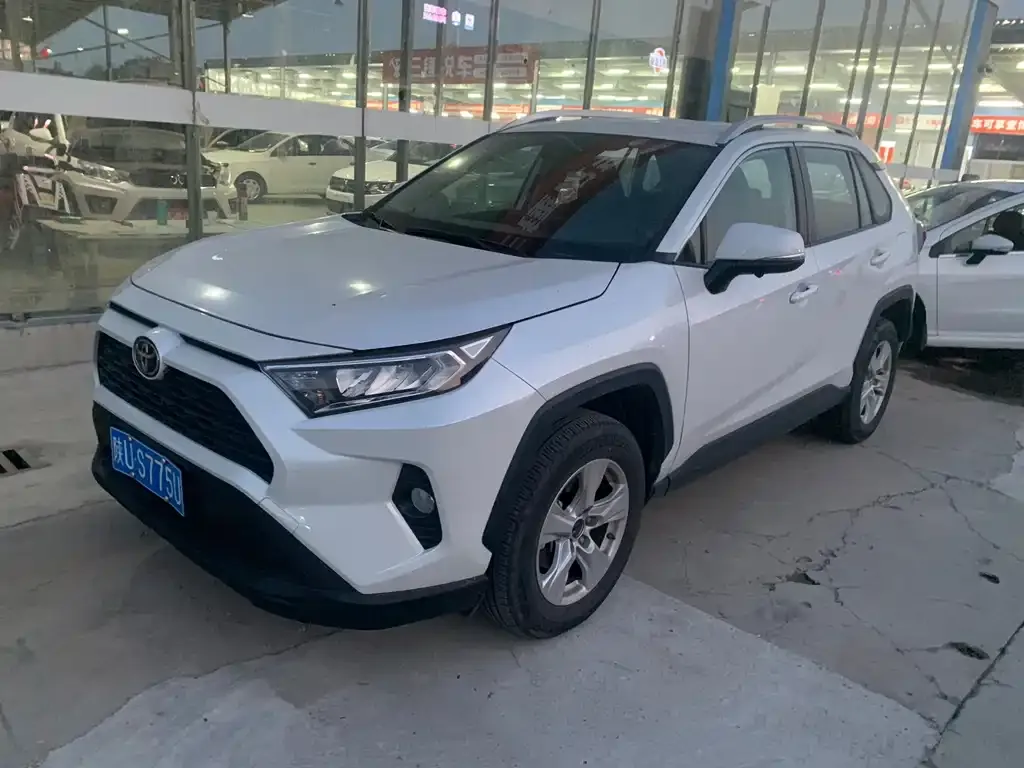 2022 Toyota RAV4 2.0L CVT 2WD Urban