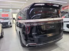 2026 Hongqi HQ9 2.0T PHEV 4WD Luxury, чёрный — фото 5