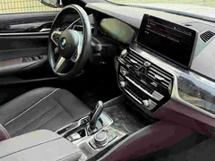 2022 BMW 5 Series 525Li M Sport Package, белый — фото 7
