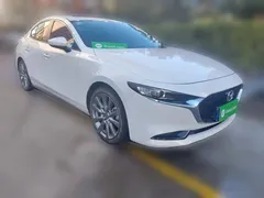 2020 Mazda 3 2.0L AT, белый — фото 3