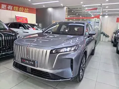 2026 Hongqi HS6 PHEV 240 — фото 1