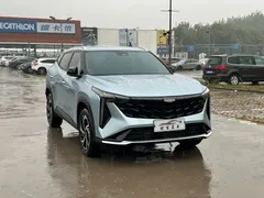 2023 Geely Atlas COOL 1.5TD Smart, синий — фото 3