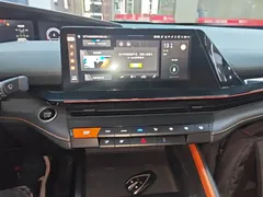 2022 Changan UNI-V 1.5T Premium, белый — фото 13