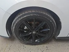 2022 Changan UNI-V 1.5T Premium, белый — фото 23