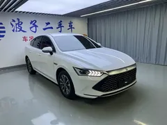 2024 BYD Qin PLUS Honor DM-i PHEV 55km Leading, белый — фото 3