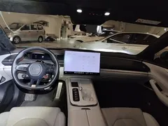 2024 Xiaomi SU7 4WD Long Range Advanced ADAS Max, синий — фото 10