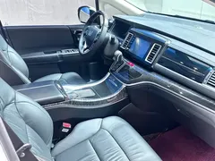 2019 Honda Elysion 2.0L Hybrid Luxury, белый — фото 7