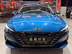 2022 Hyundai Elantra 1.5L CVT LUX Premium, синий — фото 2
