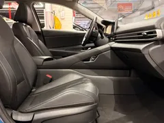 2022 Hyundai Elantra 1.5L CVT LUX Premium, синий — фото 22