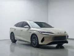 2024 BYD Seal PHEV 1.5L 121km Premium, белый — фото 3