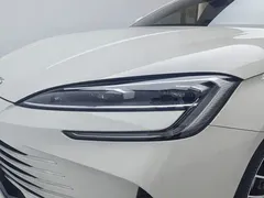2024 BYD Seal PHEV 1.5L 121km Premium, белый — фото 15