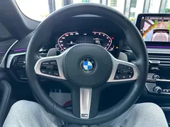 2021 BMW 5 Series 540i Fashion M Sport Package, зелёный — фото 10
