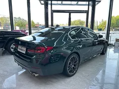 2021 BMW 5 Series 540i Fashion M Sport Package, зелёный — фото 19