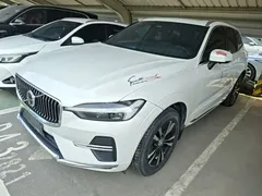2023 Volvo XC60 4WD Luxury, белый — фото 1
