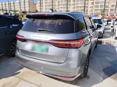 2022 BYD Song Max DM-i PHEV 105km Flagship — фото 7
