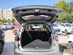 2022 BYD Song Max DM-i PHEV 105km Flagship — фото 19
