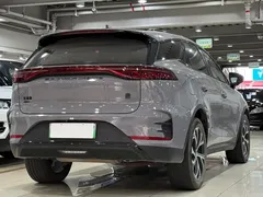 2025 BYD Tang DM-i PHEV 115km Premium — фото 17