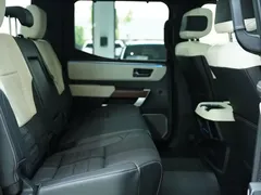 2023 Toyota Tundra 3.5T Hybrid 4-Door Capstone US Spec — фото 18