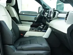 2023 Toyota Tundra 3.5T Hybrid 4-Door Capstone US Spec — фото 19
