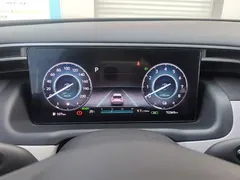 2022 Hyundai Tucson L 2.0L Hybrid Premium, белый — фото 8