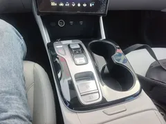 2022 Hyundai Tucson L 2.0L Hybrid Premium, белый — фото 10